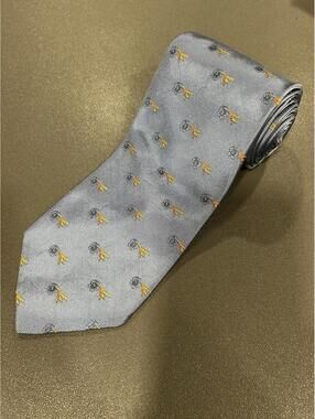 Brooks Brothers Makers Men’s 100% Silk Tie Blue Hummingbirds Flowers BB10